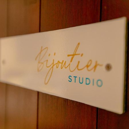 Eden Studios Exteriér fotografie